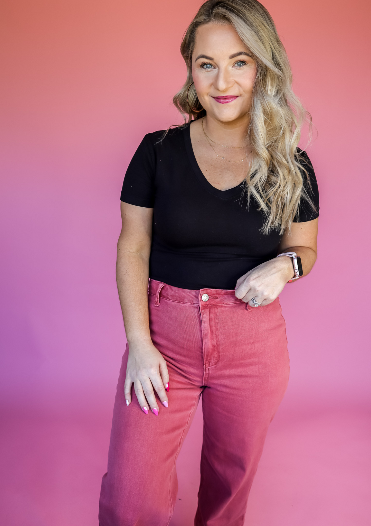 MUST HAVE BASIC BLACK TEE
