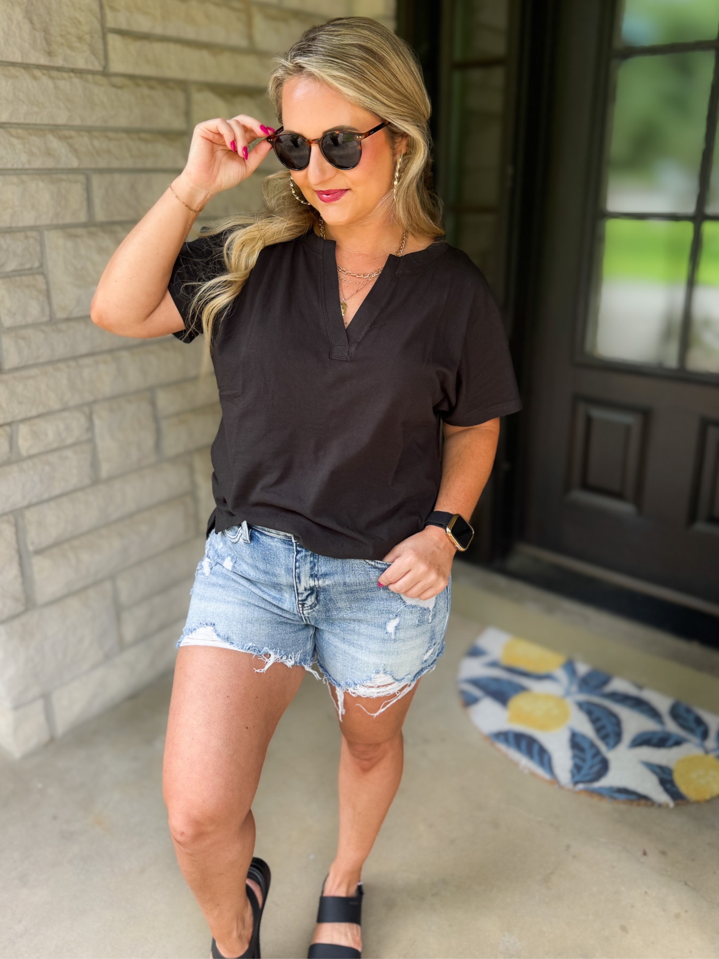 THROW & GO ULTIMATE COMFORT PIMA COTTON HENLEY TEE - BLACK