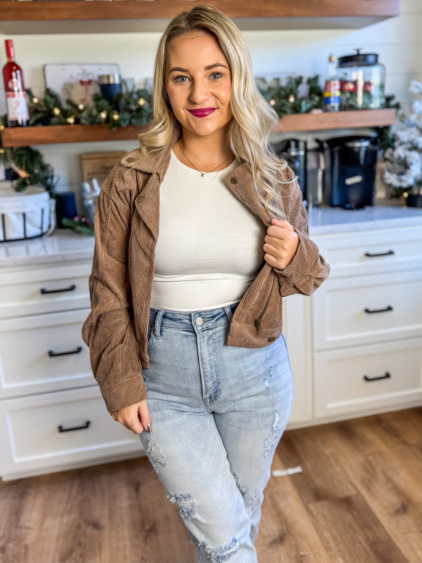 BASIC ESSENTIAL DOUBLE LAYERED WHITE BODYSUIT