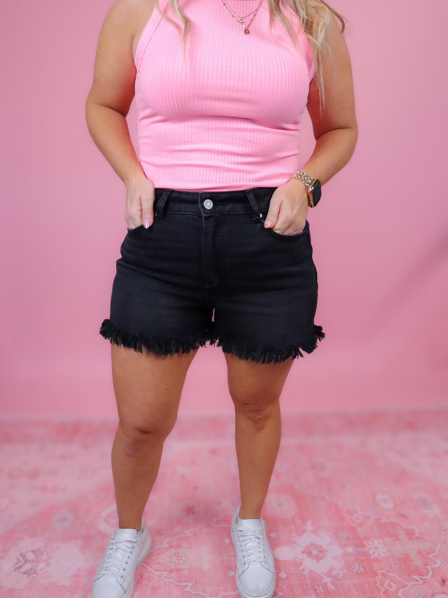 DON'T BACK DOWN FRAYED HEM SHORTS