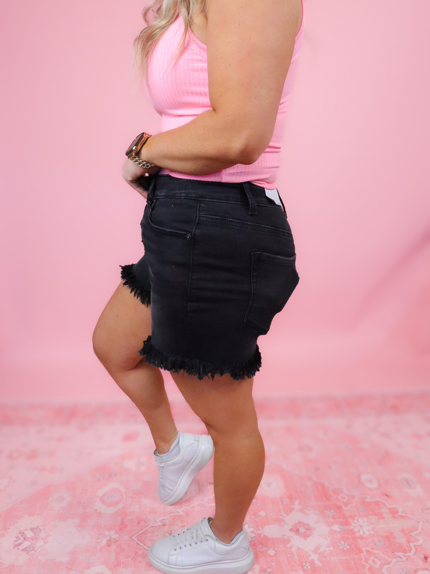 DON'T BACK DOWN FRAYED HEM SHORTS