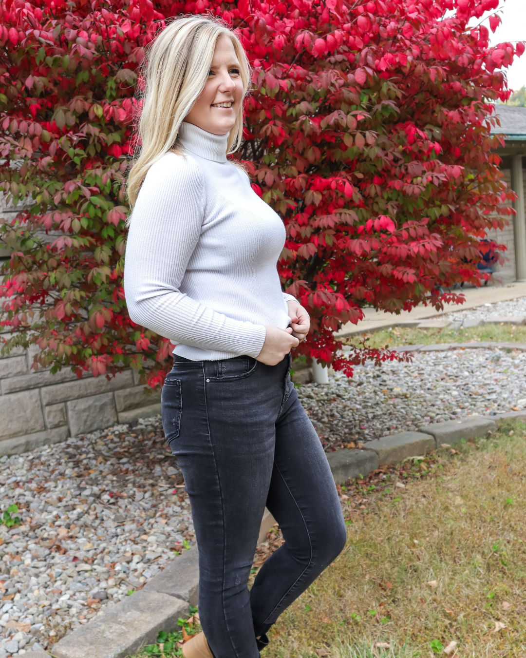 BACK TO THE BASICS WHITE TURTLENECK-FINAL SALE