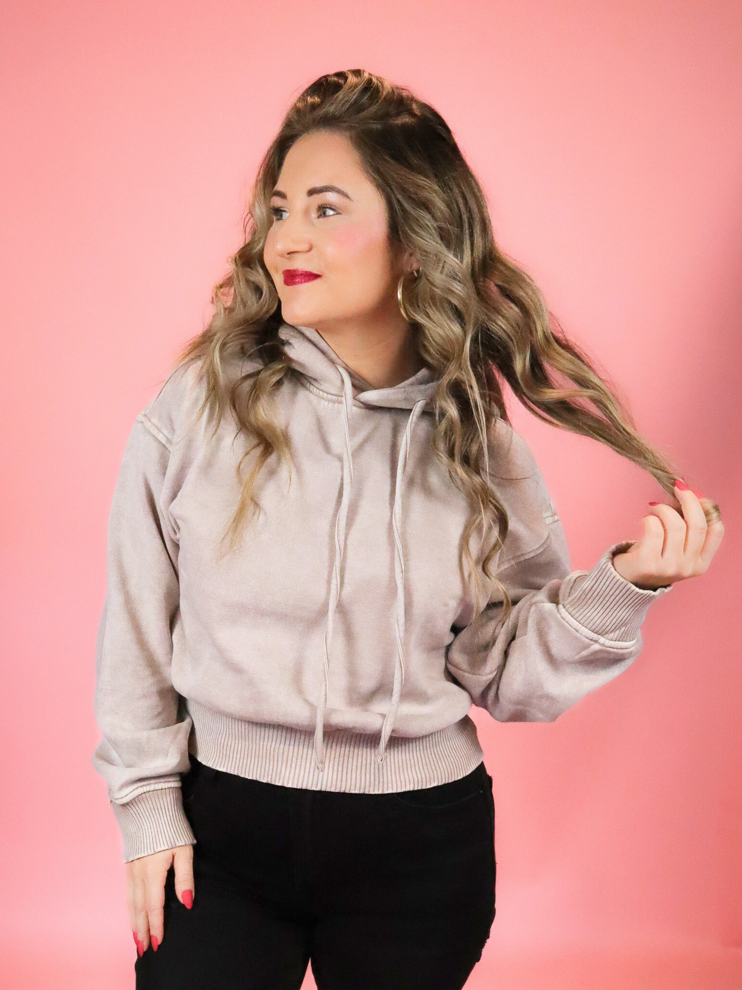 PASSING THROUGH ACID WASH SEMI CROP FLEECE HOODIE