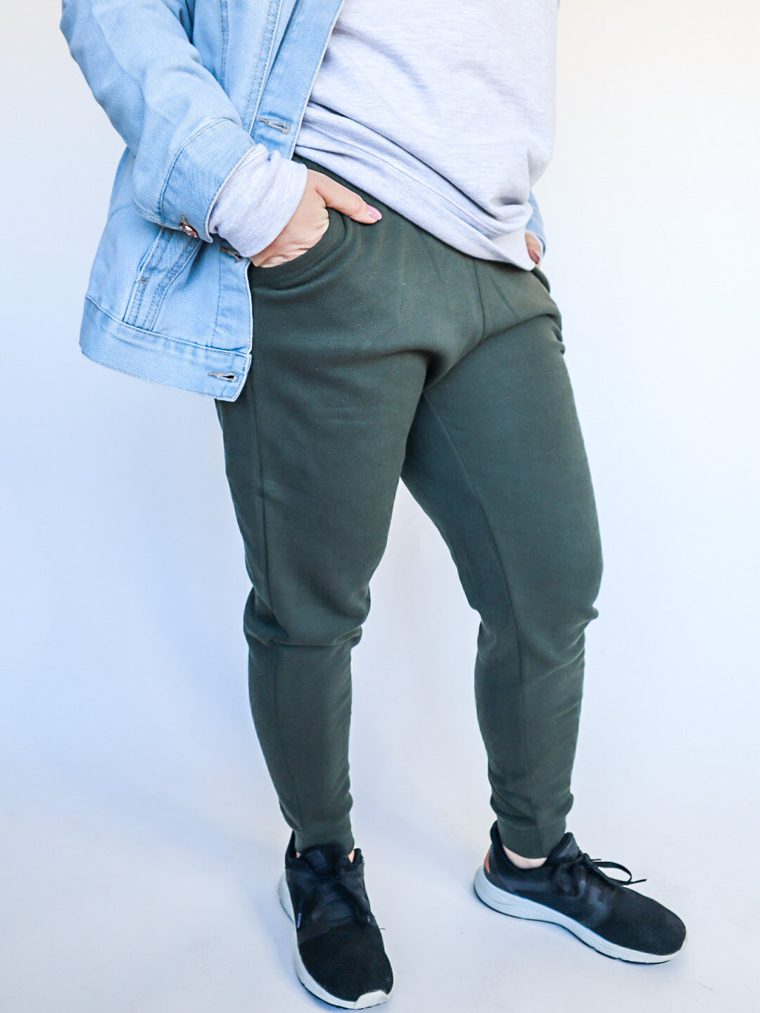 MADE FOR YOU FLEECE JOGGERS DARK OLIVE - FINAL SALE