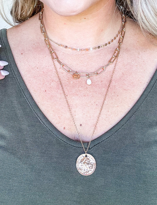 GOLD LAYERED DETAIL DAINTY NECKLACE