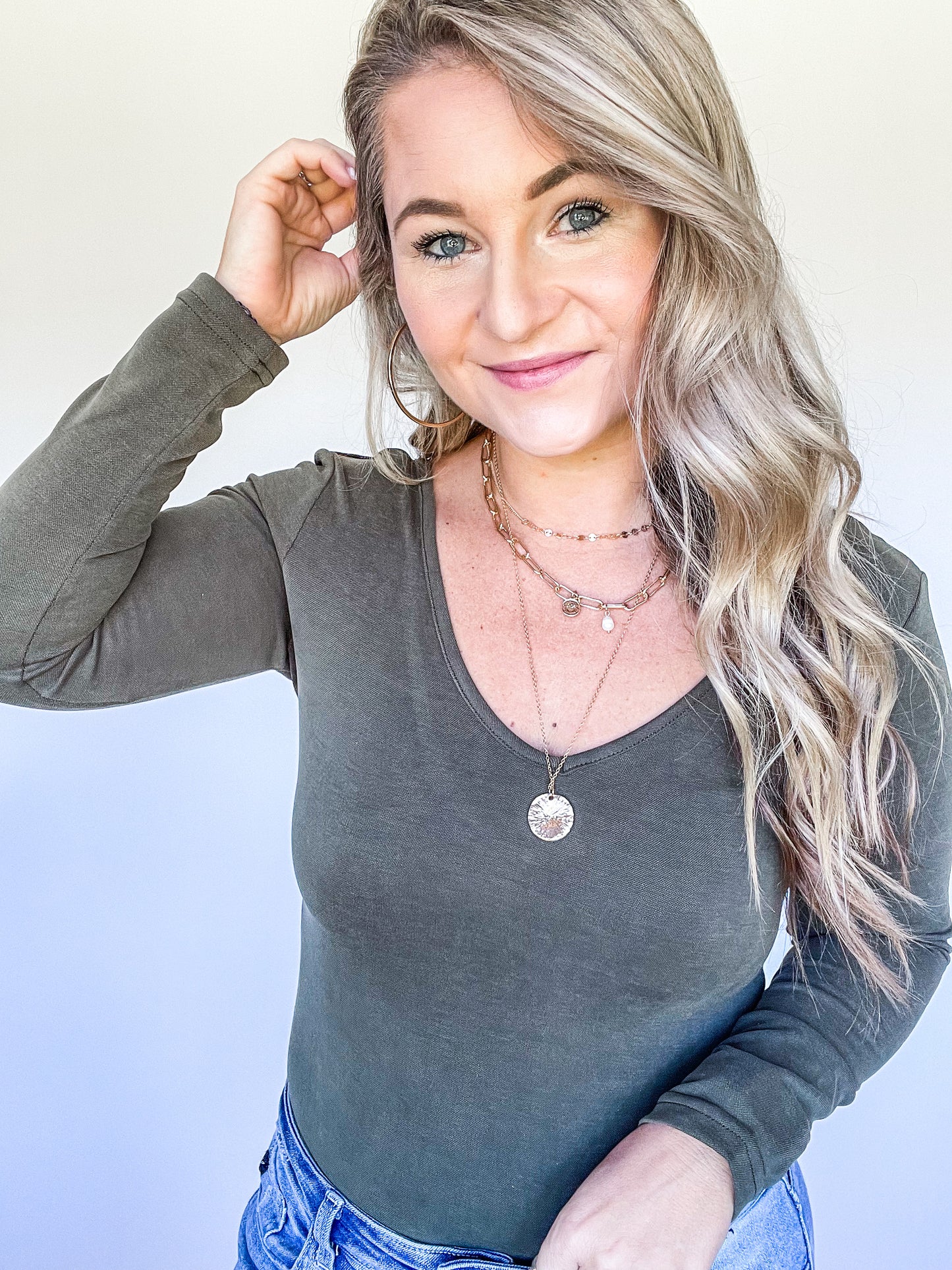 GOLD LAYERED DETAIL DAINTY NECKLACE