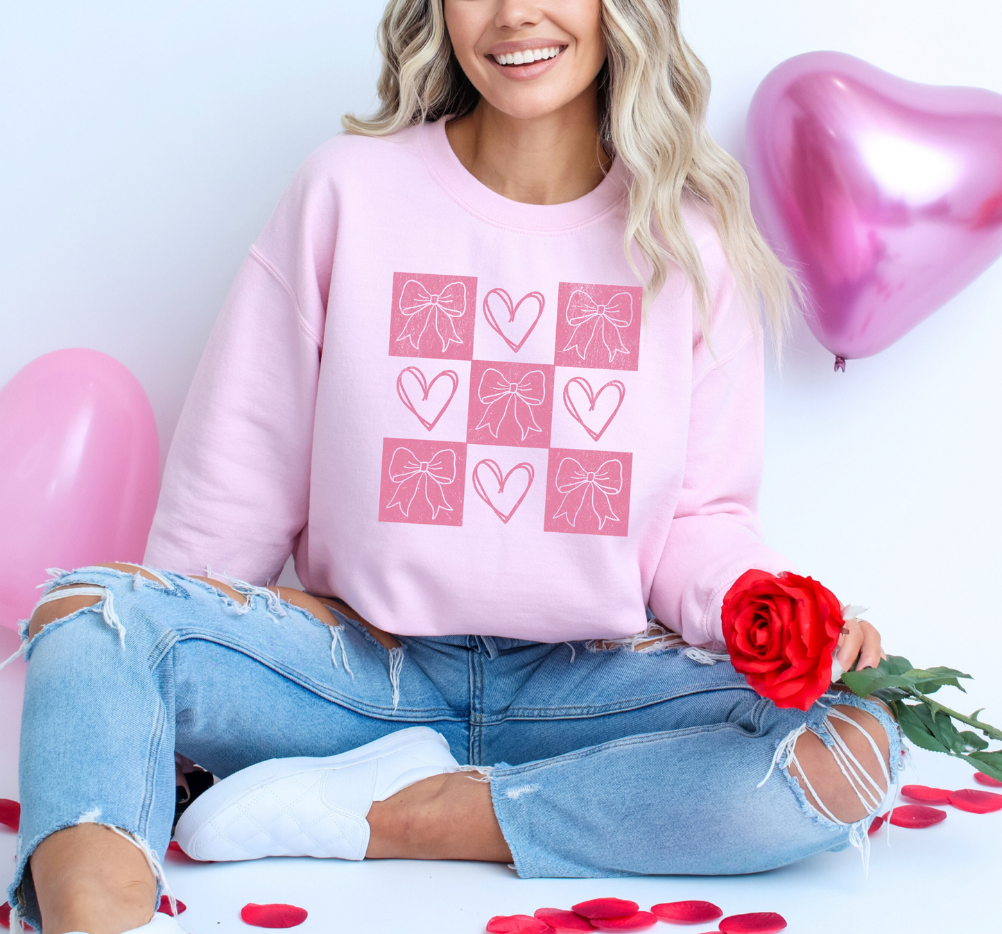 CHECKERED BOWS & HEARTS CREW/TEE