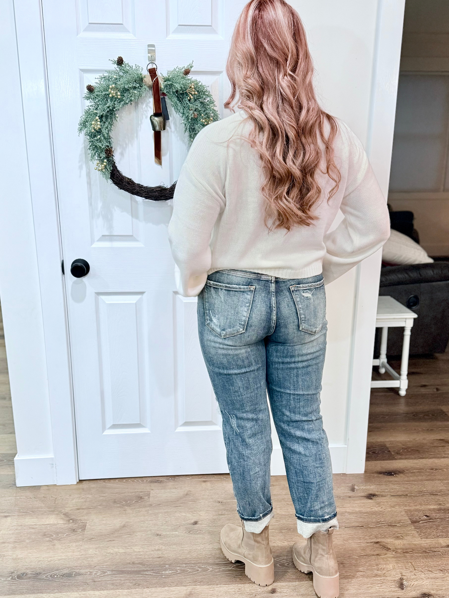 VANNA HIGH RISE BOYFRIEND RISEN JEANS